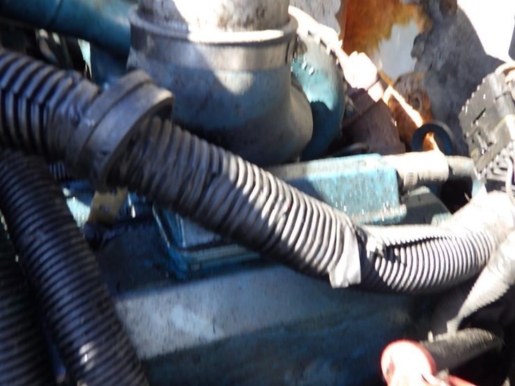 2000-international-4700-image-27