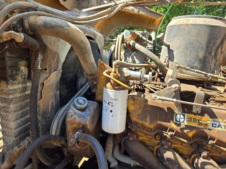 1986-ford-lt8000-image-53