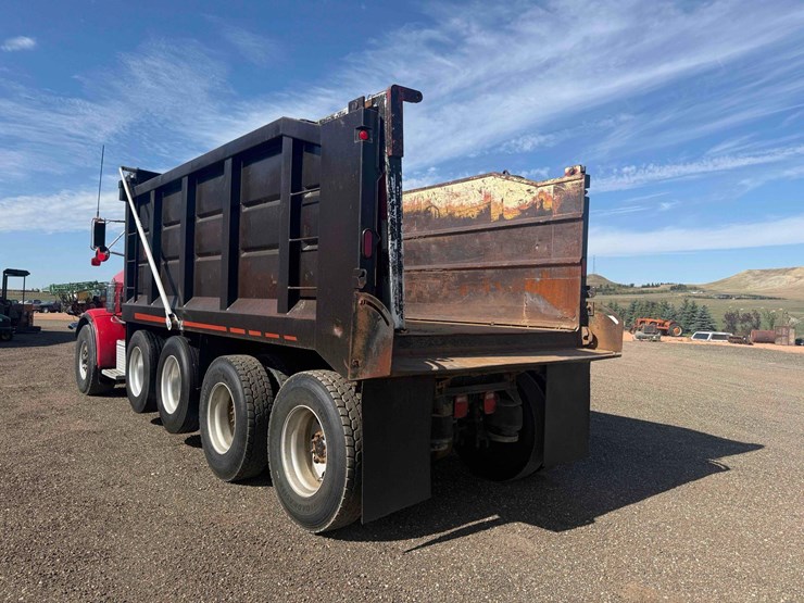 1995-peterbilt-357-image-3