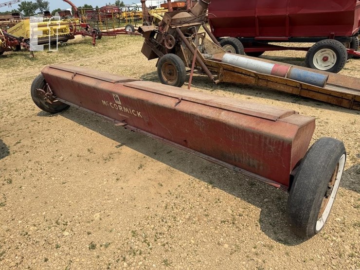 mccormick-lime-spreader-image-4
