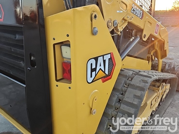 2021-caterpillar-259d3-image-10