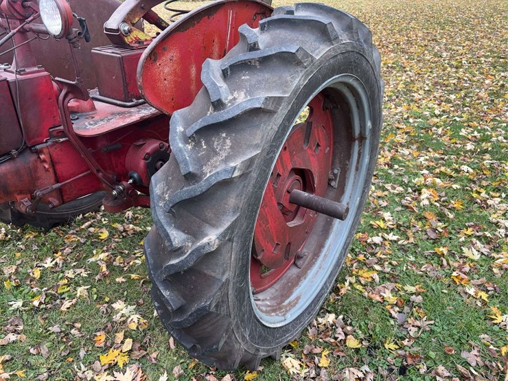 1952-farmall-super-c-image-89
