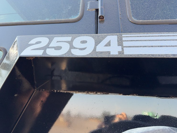 case-ih-2594-image-18