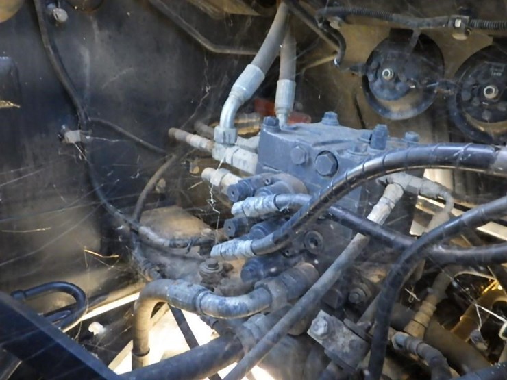 2018-komatsu-wa320-8-image-24