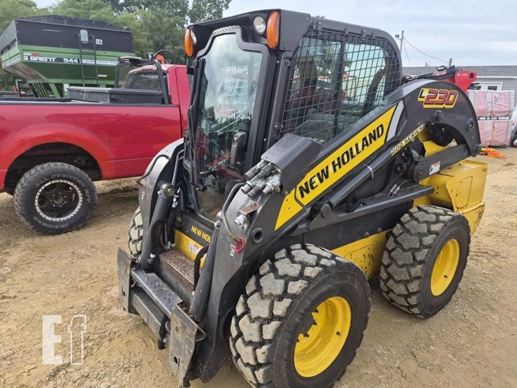 new-holland-l230-image-7