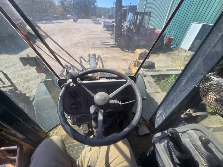 deere-444j-image-35