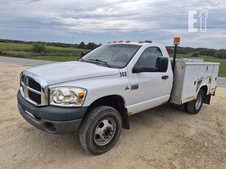 2008-dodge-ram-3500-image-1