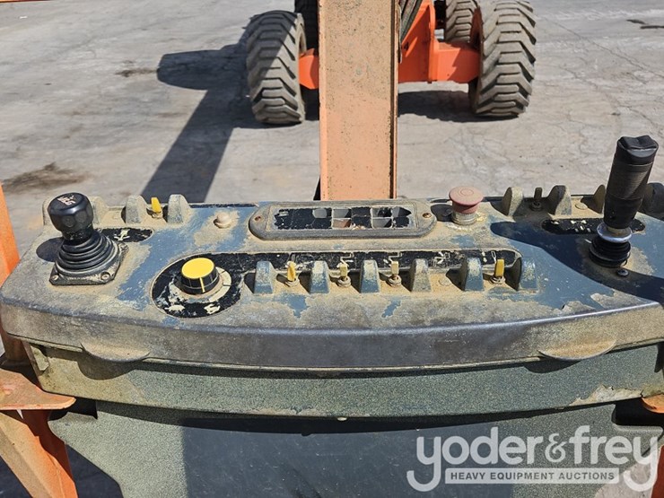 2008-jlg-800aj-image-39