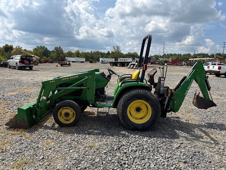 john-deere-4400-image-8
