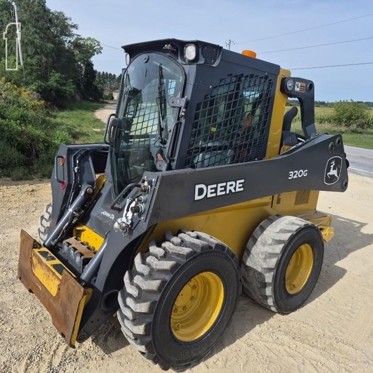 2024 DEERE 320G