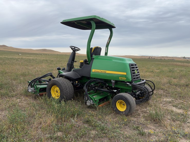 john-deere-8700a-image-2