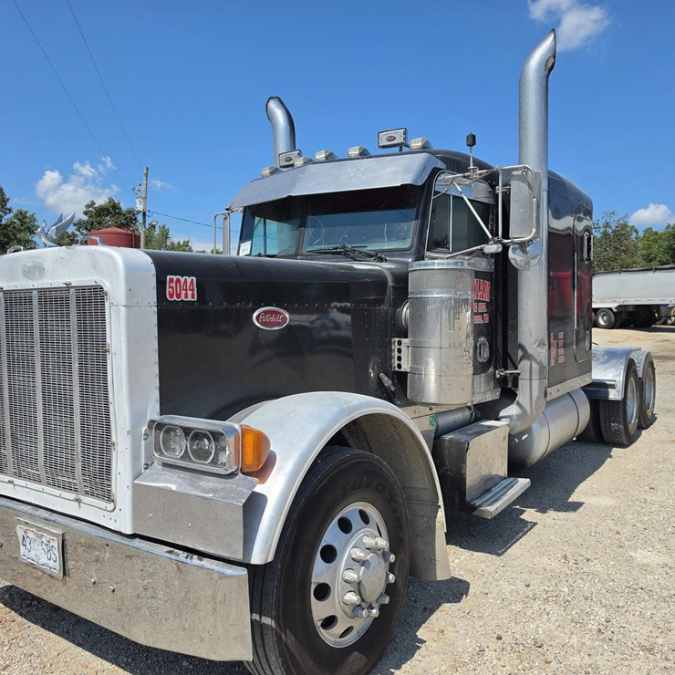 1992 PETERBILT 379