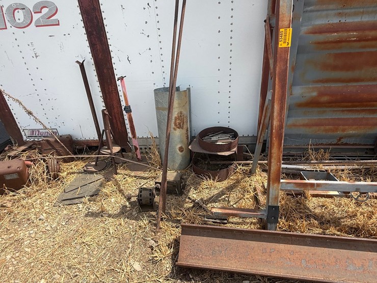 #53485-•-lot-of-miscellaneous-&-steel-beam-inv#53485-image-11