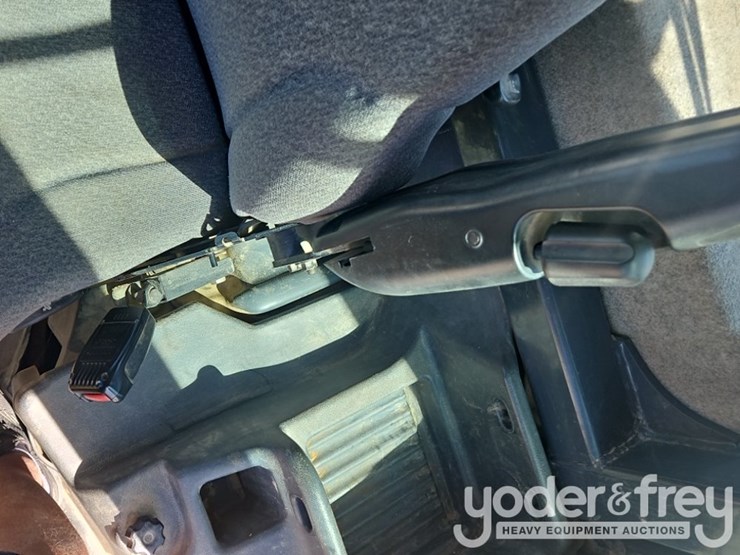 2017-deere-544k-image-38