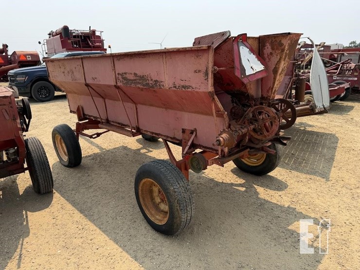 case-ih-100-image-4