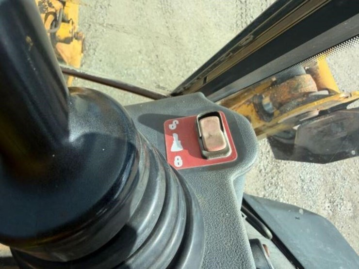 2006-deere-310g-image-20