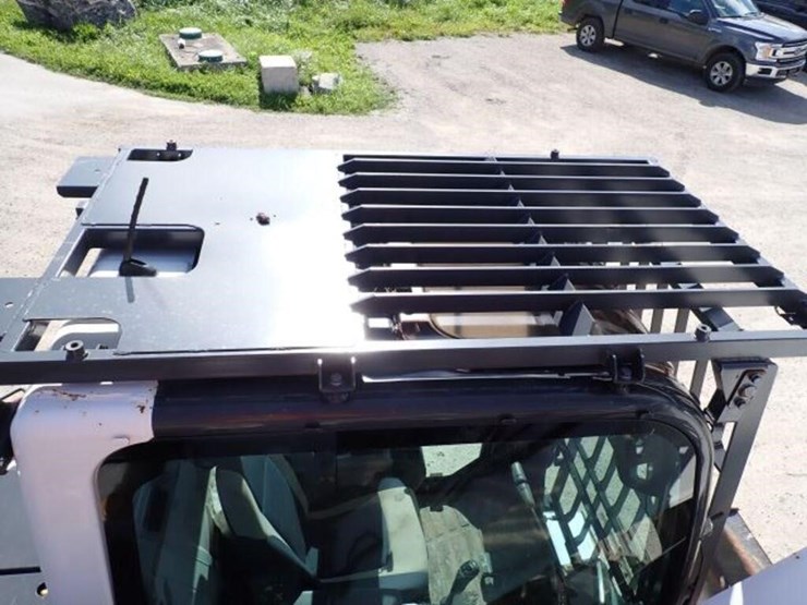 2021-bobcat-e145-image-39