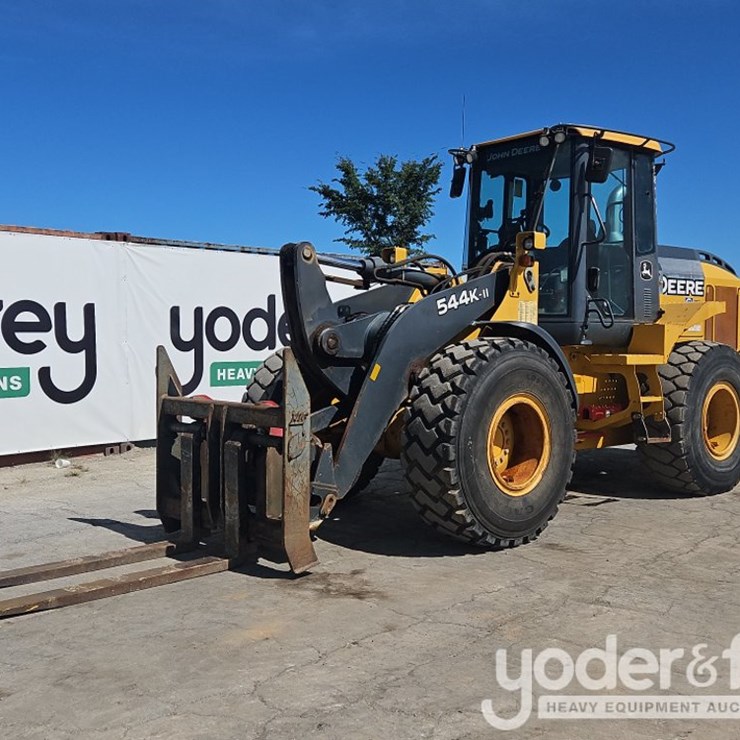 2017 DEERE 544K