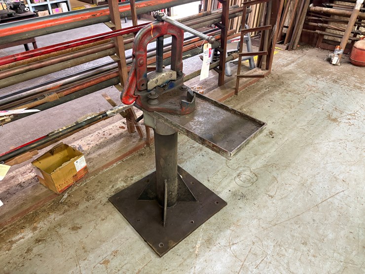 ridgid-pipe-vise-image-1