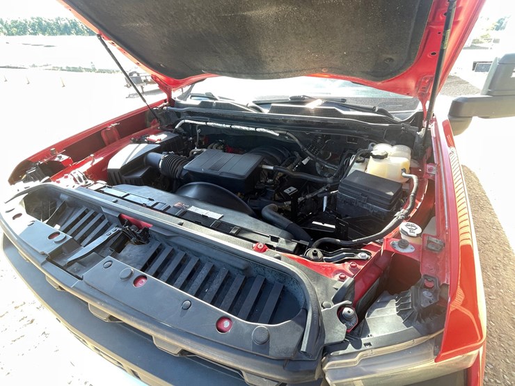 2020-chevrolet-2500-image-29