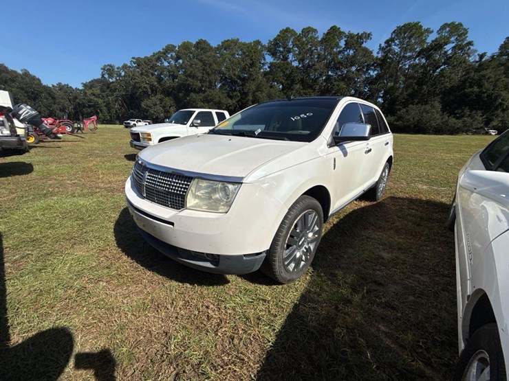 2009-lincoln-mkx-image-2