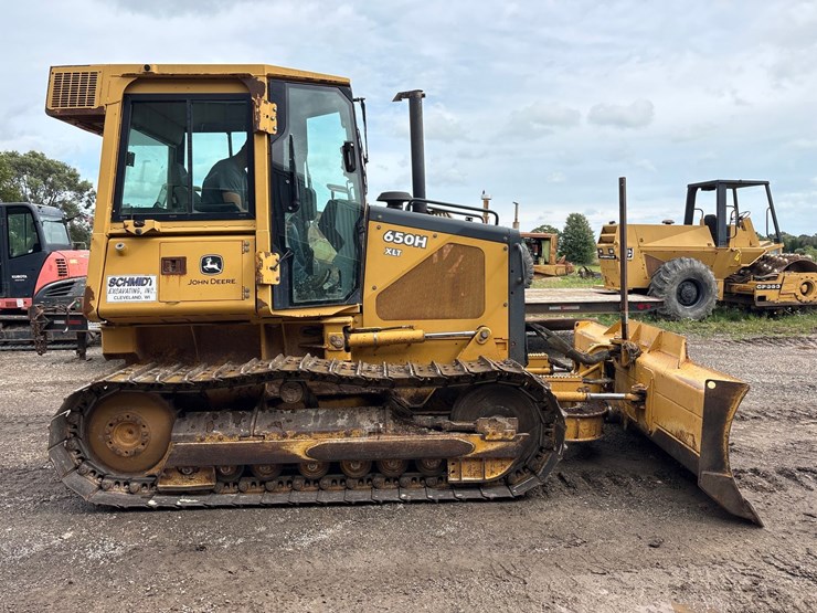 2004-deere-650h-xlt-image-6