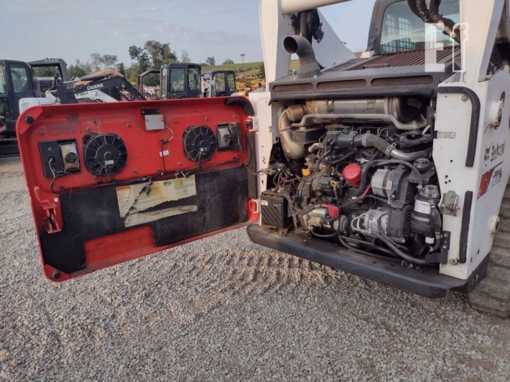 2020-bobcat-t770-image-31