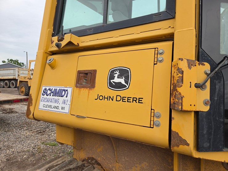 2004-deere-650h-xlt-image-25