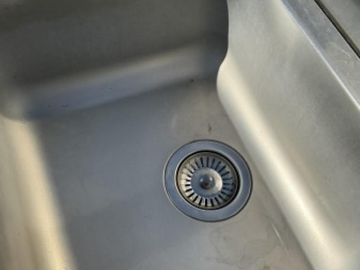stainless-steel-hand-washing-sink-image-5