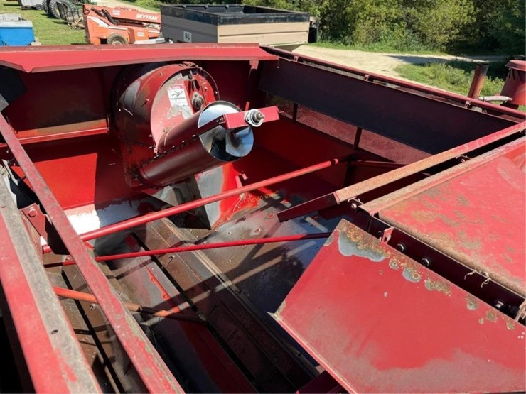case-ih-1680-image-6