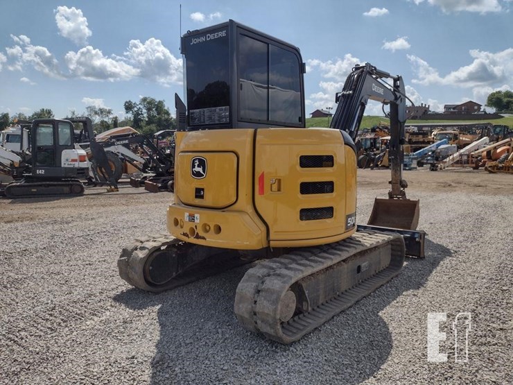 2022-deere-50g-image-40