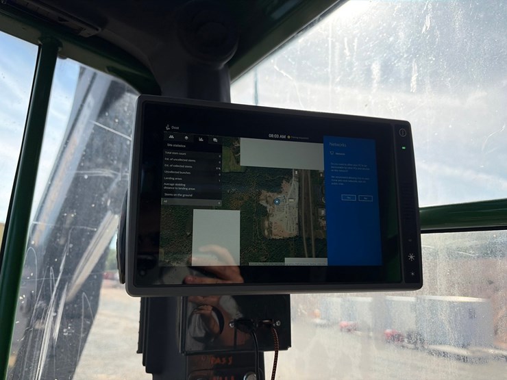 2015-deere-853m-image-46
