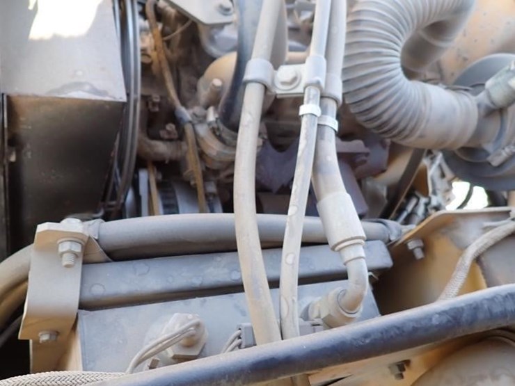 2002-caterpillar-cb-224d-image-15