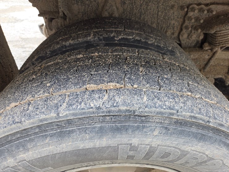 #3224-•-2006-sterling-st-9500-quad-axle-dump-truck-image-79