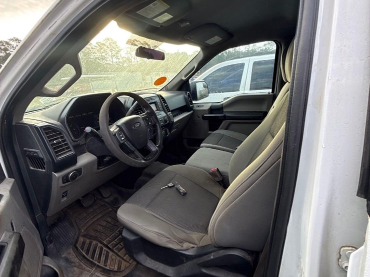 2015-ford-f150-image-10