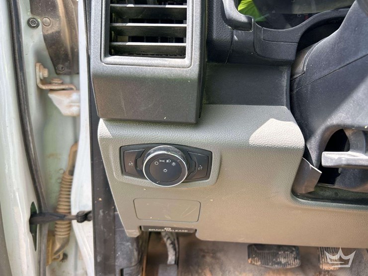 2019-ford-f350-image-15