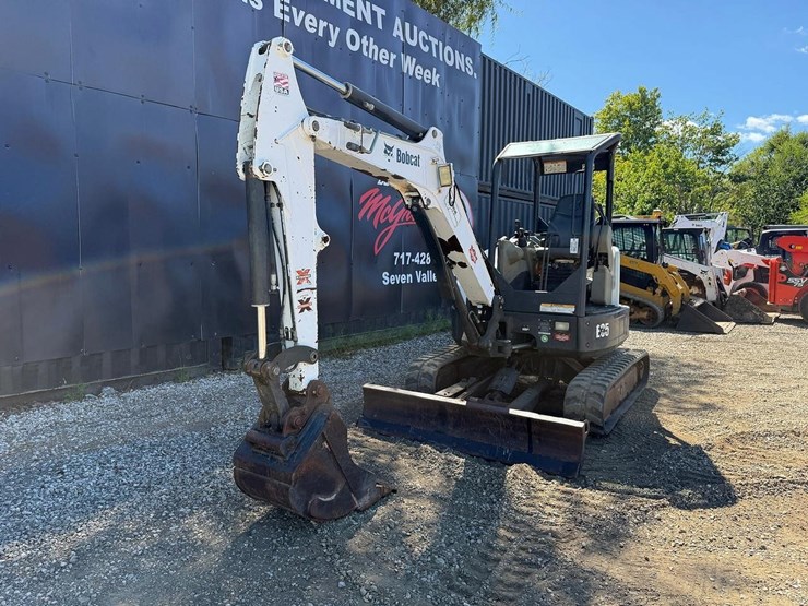 2015-bobcat-e35-image-7