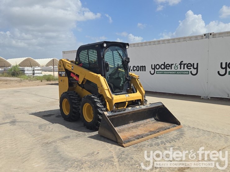 2019-caterpillar-226d-image-7