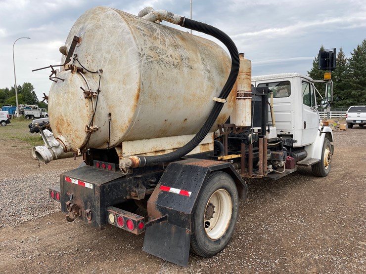 #1458-•-2001-freightliner-flatbed-truck-with-vac-excavator-system-(has-mn-title)-image-5