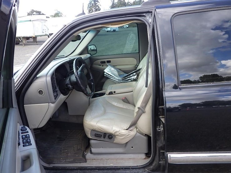 2002-gmc-yukon-xl-image-28