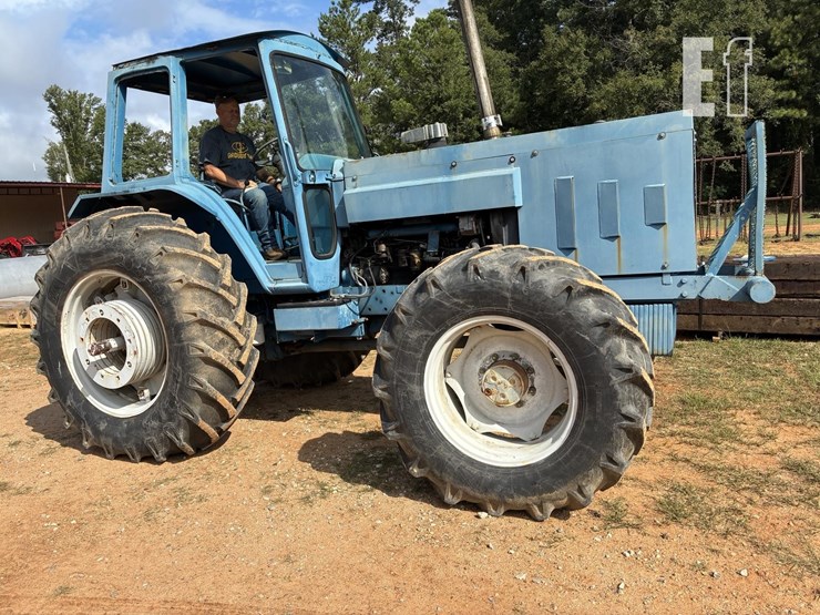 ford-tractor-image-2