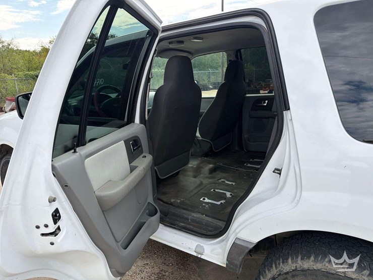2006-ford-expedition-image-29