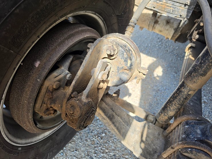 1997-mack-ch600-image-69