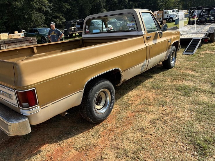1985-chevrolet-c10-image-2