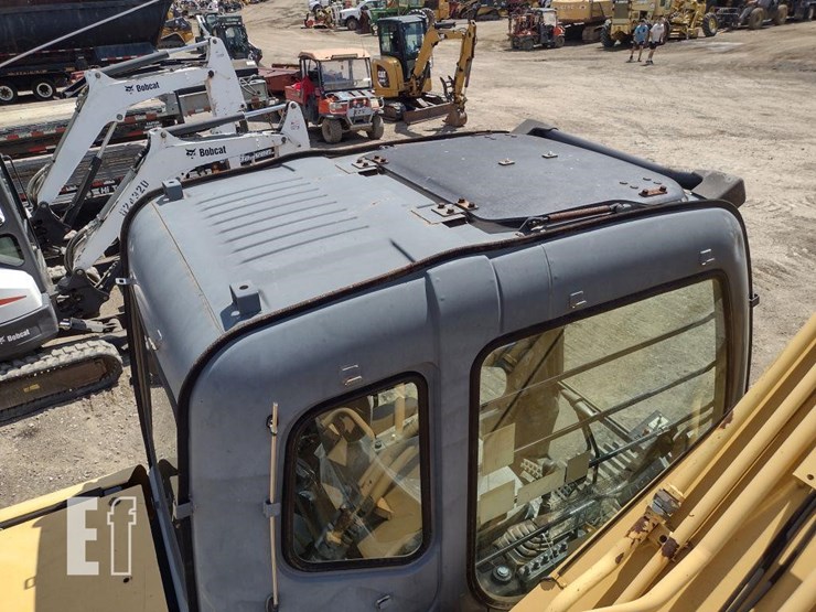 deere-270c-lc-image-35