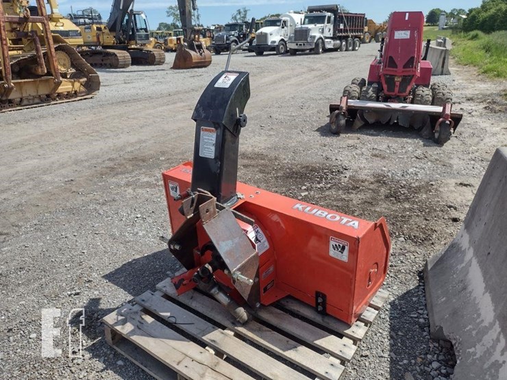 kubota-t2724-image-11