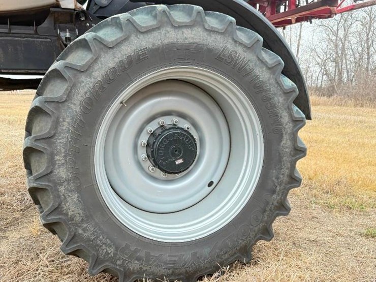 2024-case-ih-trident-5550-image-10