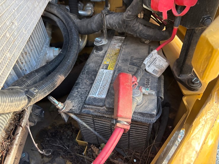 2020-caterpillar-306cr-image-57