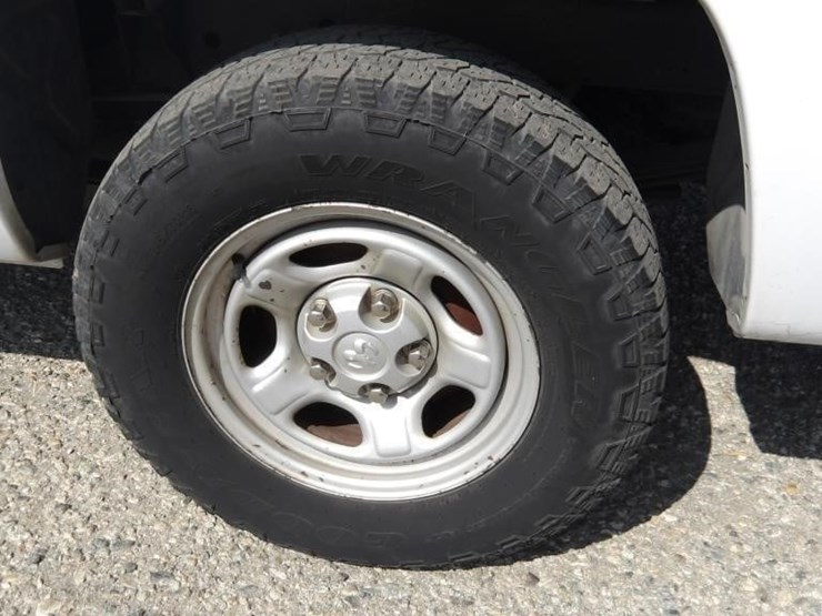 2002-dodge-dakota-image-6