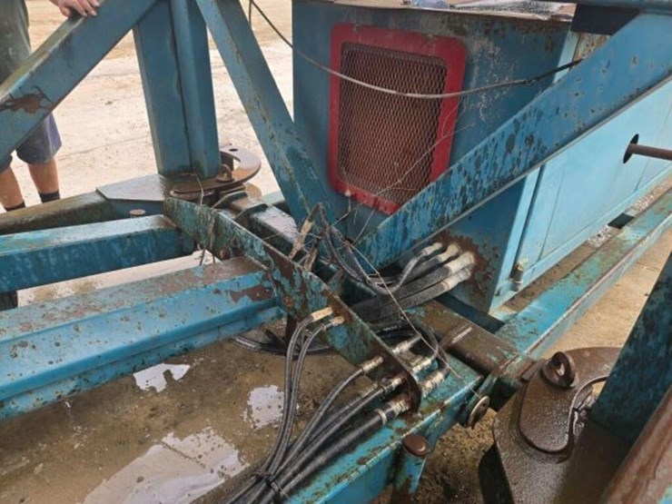 2016-john-deere-1200-image-21